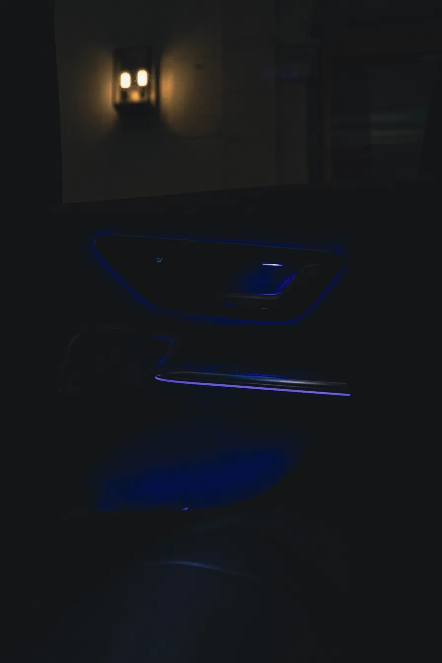 Ambient light — Set to the hour
