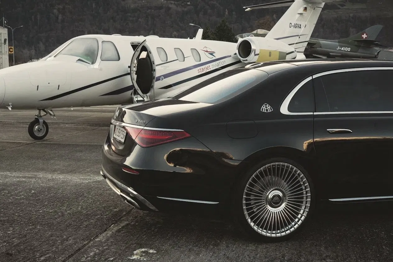 Mercedes-Maybach S-Class — private chauffeur Switzerland