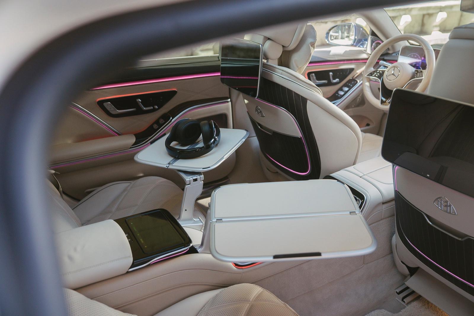 How to Book a Private Chauffeur in Geneva: The Complete Guide